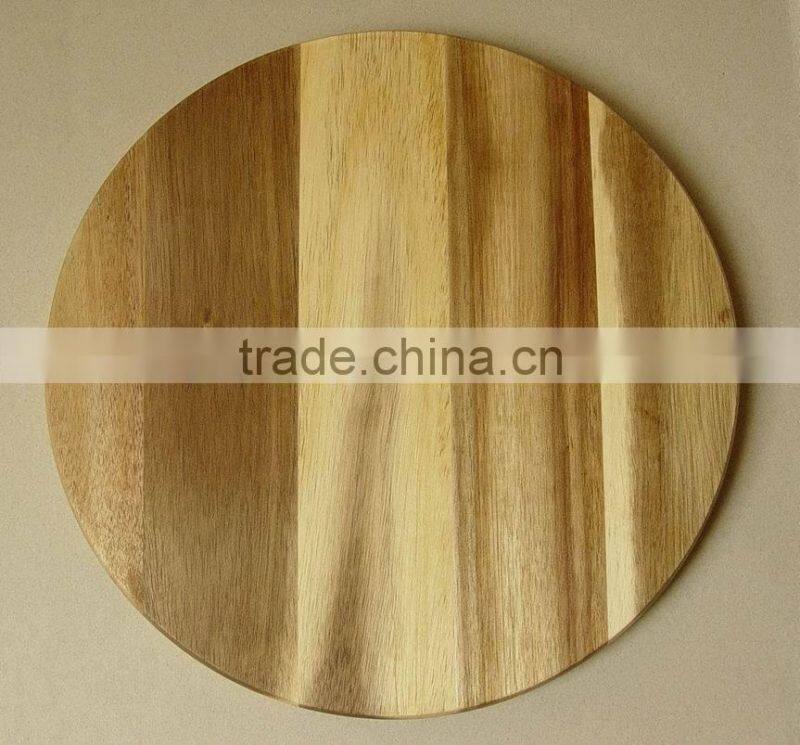 Acacia Wood Cutting Board in Round Shaped