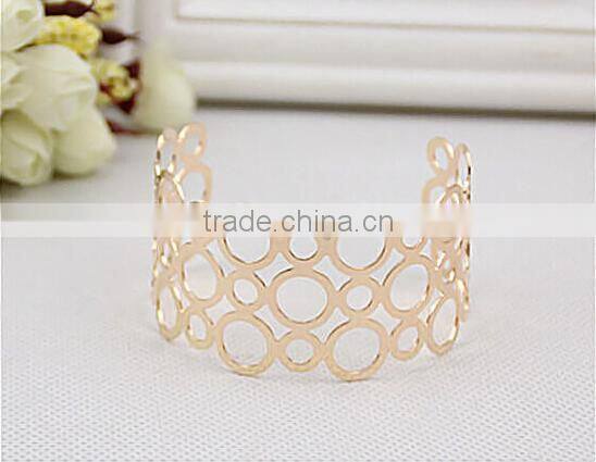 2015 squama design jewelry hollow bangle,adjustable bracelet bangles for costume