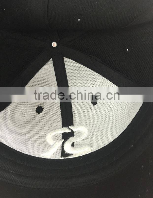 Custom High Quality 3D Embroidery logo 100% Cotton 6 Panels Snapback Cap