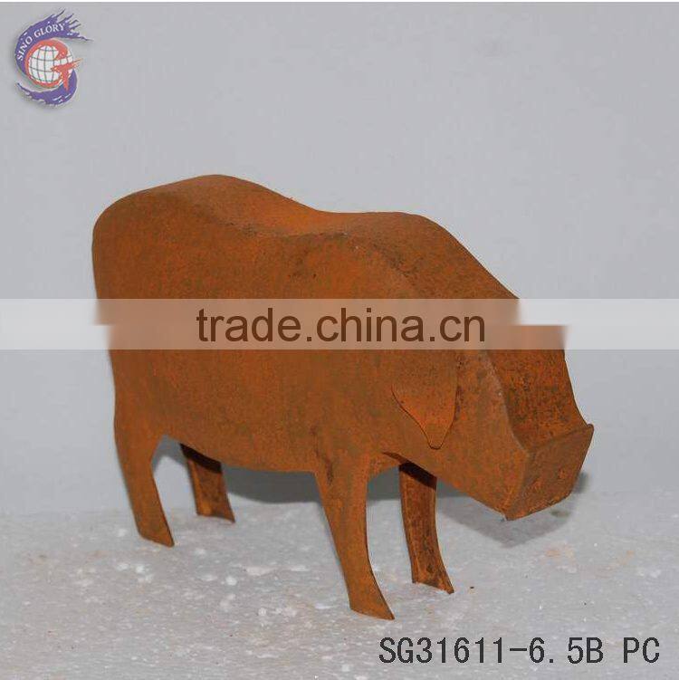 Rusted metal garden decoration animals sheep