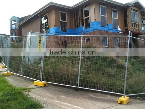 AU temp fence