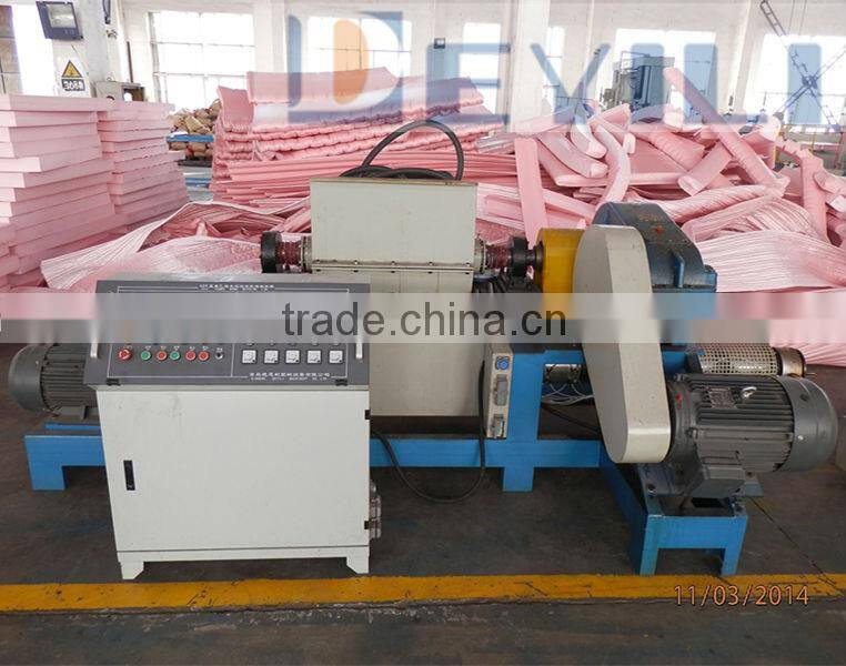 XPS board granulator for recycling PS material