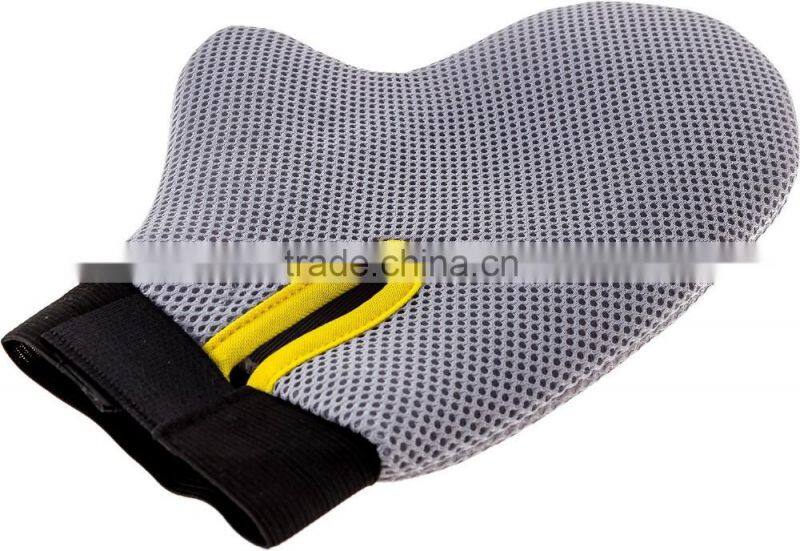 Cat & Dog Grooming Glove for Short and Long Hair Pets by ISHOW