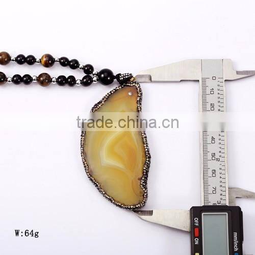 Fashionable yellow agate pendant vintage design necklace in great demand
