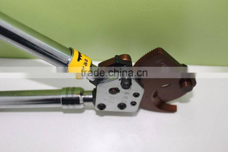 Model J13 ratchet cable cutter with manual operation