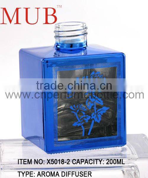 2013 Modern Fashion New Design Crystal Perfume Bottle With Free Mold