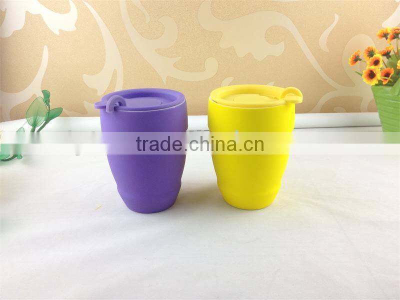 ceramic coffee mug cup with plastic lid