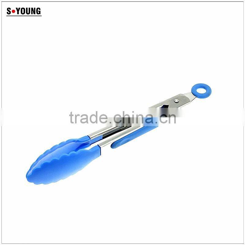 14006 New Shape Barbecue Grill Tongs Silicone Kitchen Serving Locking Food Tong