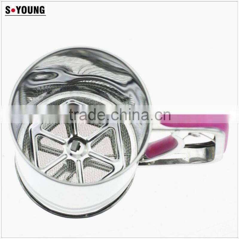 42001hand operated stainless steel kitchen flour sifter/strainer