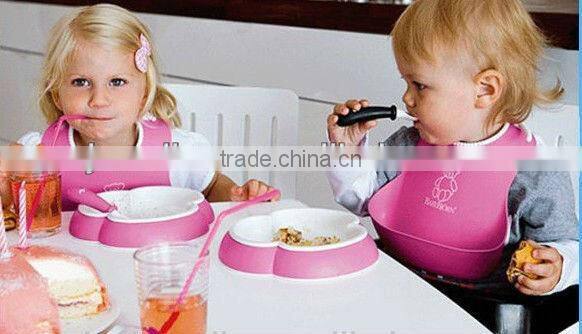 2013 cute custom shape silicone baby bib