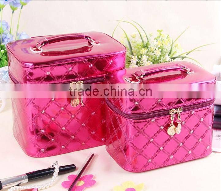 2015 new design and fashion cosmetic bag