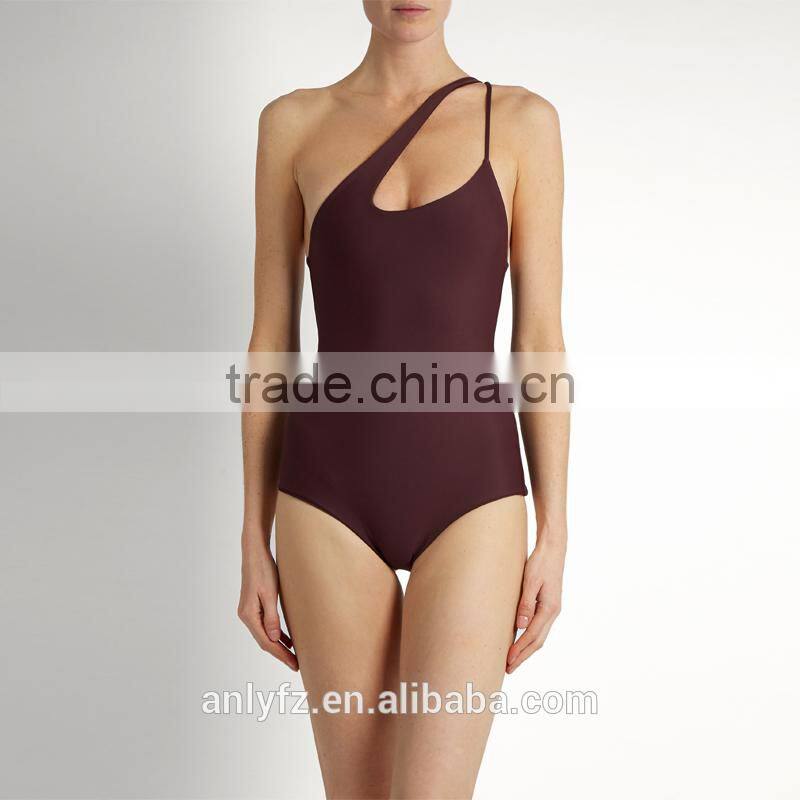 Hot Selling Ladies Swimwear Asymmetric Neckline One Price Swimsuit