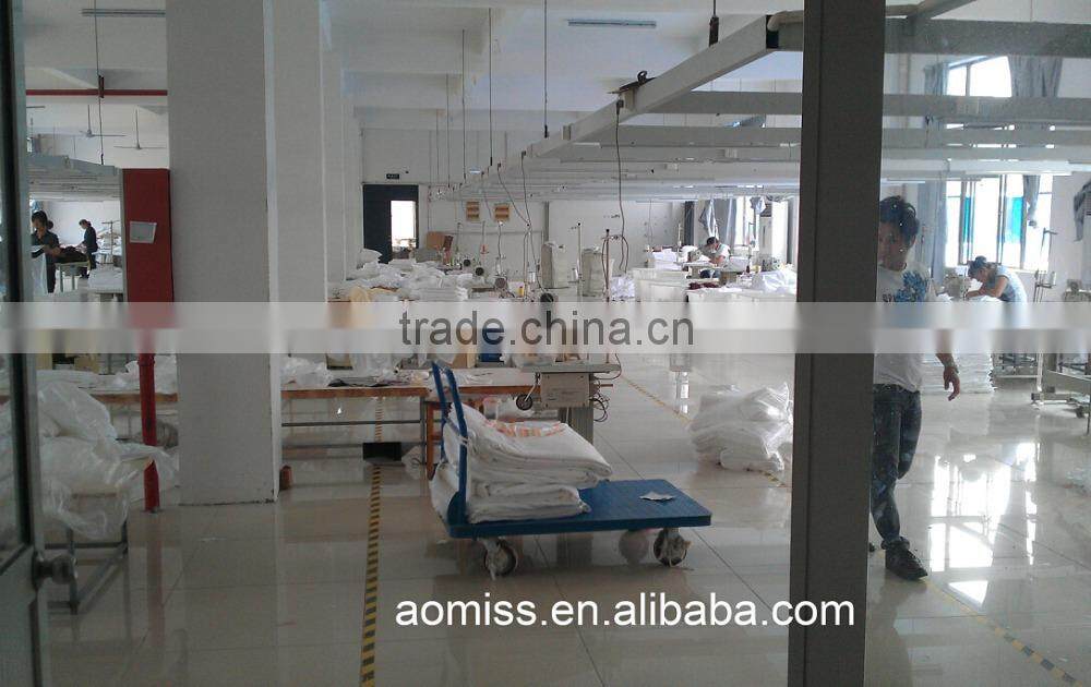 100% polyester luxury hotel decoration washable fire proof bed runner