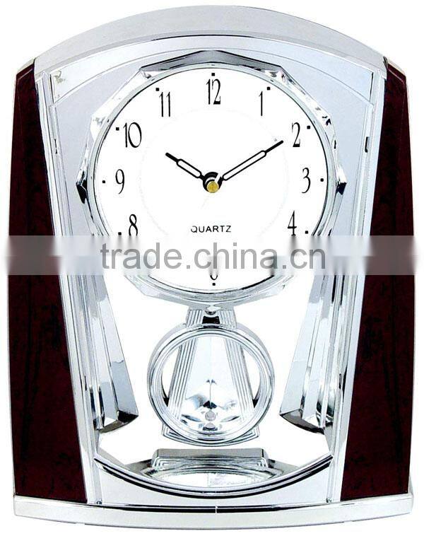 Decorative Classical Old Fashioned Table Clock With Rotating