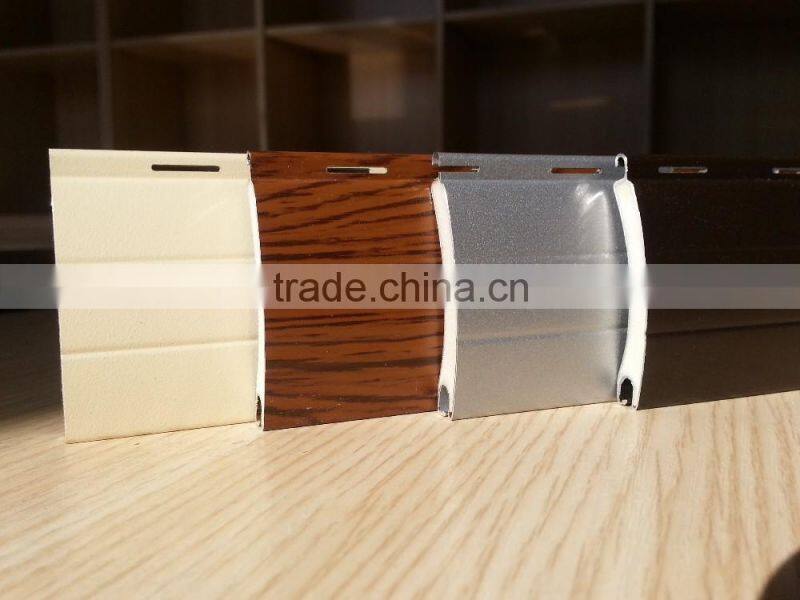 Motorized roller shutter window with aluminum foam slats