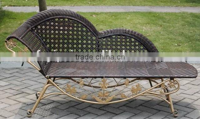 0503 indoor furniture luxury elegant rattan royal sun chaise lounge chair YPS068