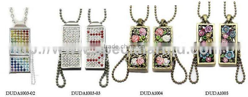 metal antique jewelry 2gb rhinestones USB flash drive with chain for Valentines Gift