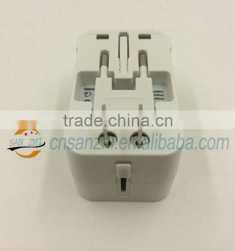 CE Approved All in One Universal International Plug Adapter