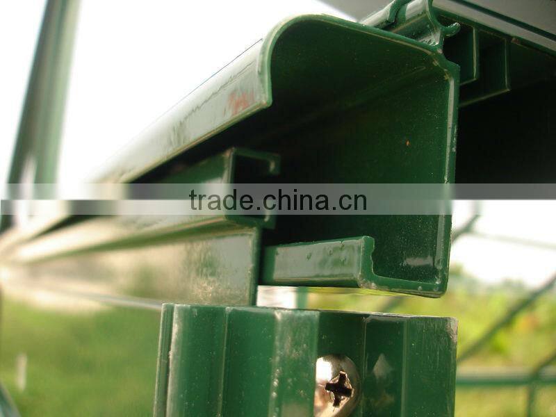new-style and widely used deluxe tempered glass greenhouse with green aluminium frame