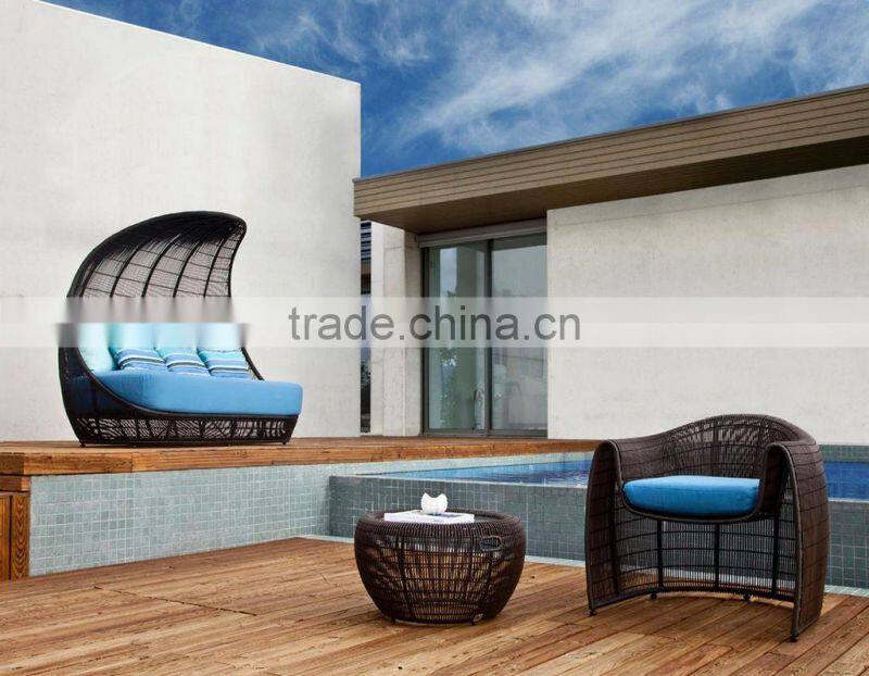 Outdoor Rattan Daybed