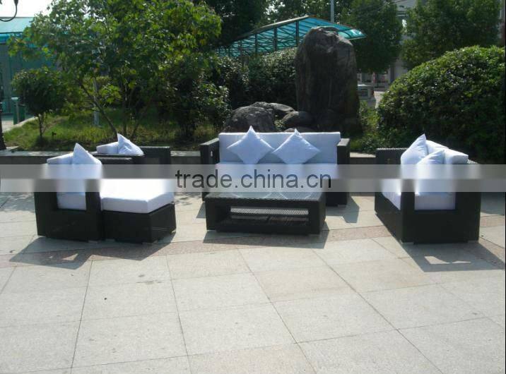 Fashionable patio wicker sofa set