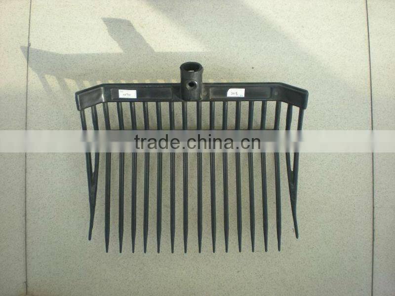plastic horse fodder fork