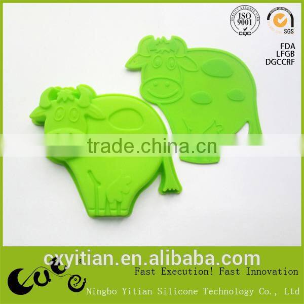 cow shape silicone cup mat for table using YT-M044