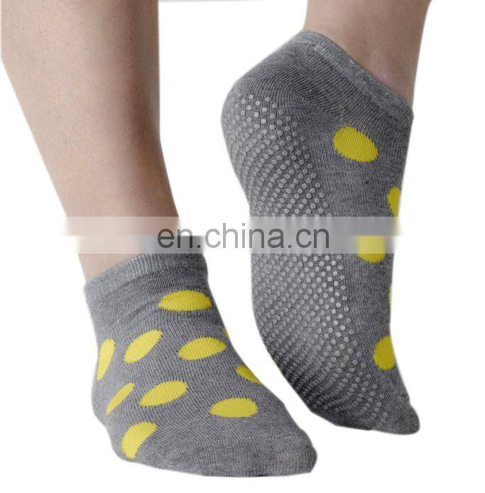wholesale cotton anti slip yoga socks