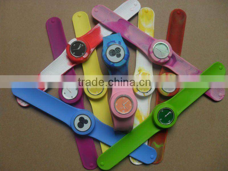 2016 attractive Silicone Kids Slap Watches slap band quartz watches slap wrap watch