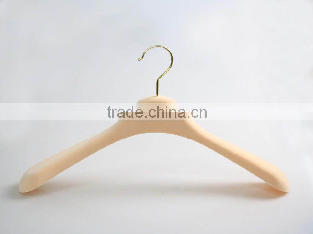 HA6917 custom thin velvet hangers women coat plastic hanger