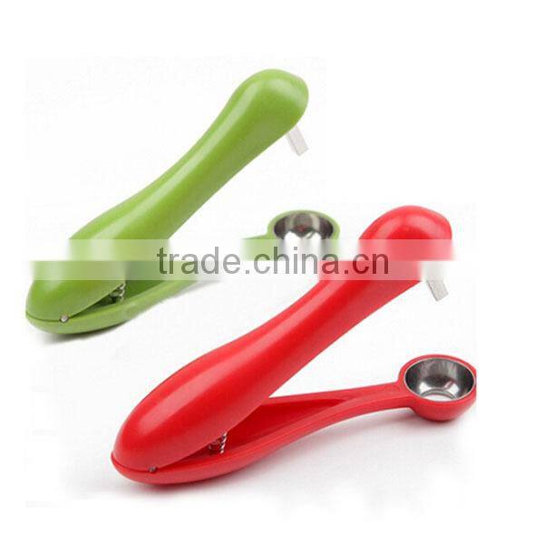 2015 Innovative kitchen tools olive & cherry pitter plastic mini cherry pitter easy cherry stoner remover