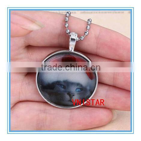Vnistar wholesale Latest Christmas jewelry Luminous necklace lovely cat pendent for party VN023