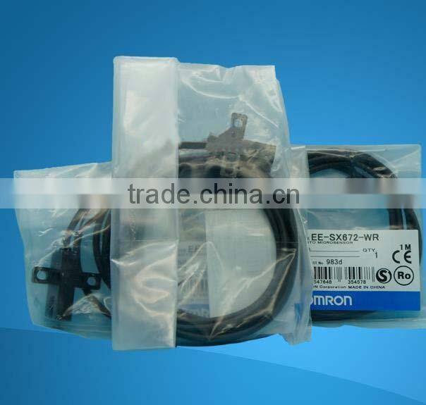 Omron EE-SX672 Slot type photoelectric switch
