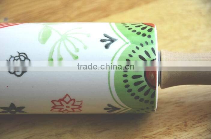 2015 Creative Design Wood and Ceramic Material Rolling Pin for Sale