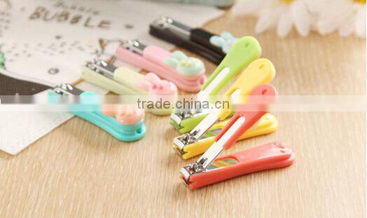 Hot sale colorful cute plastic long handle nail clipper