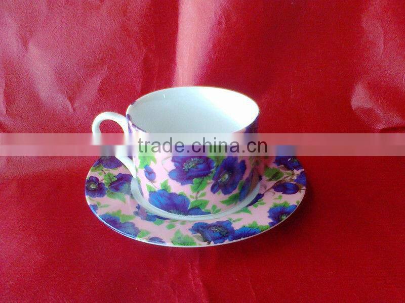 Classical Ceramic gift set mugs with handle and plate