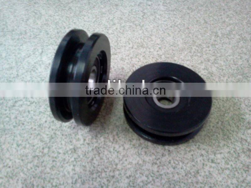 With bearing The black nylon wheel