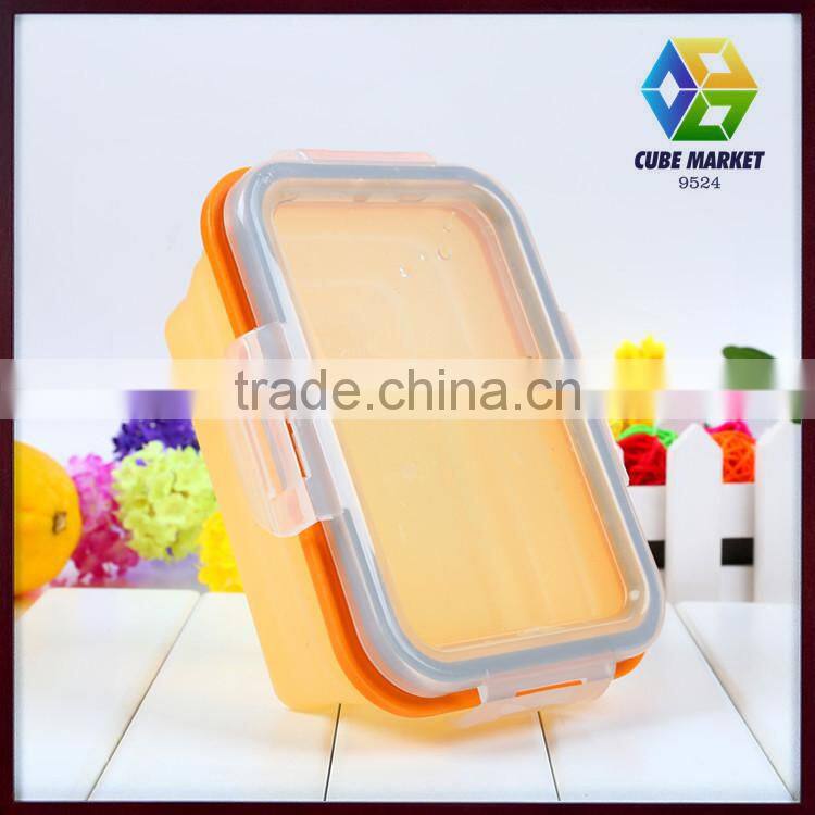 Heatable easy wash silicone thermal personalized food containers