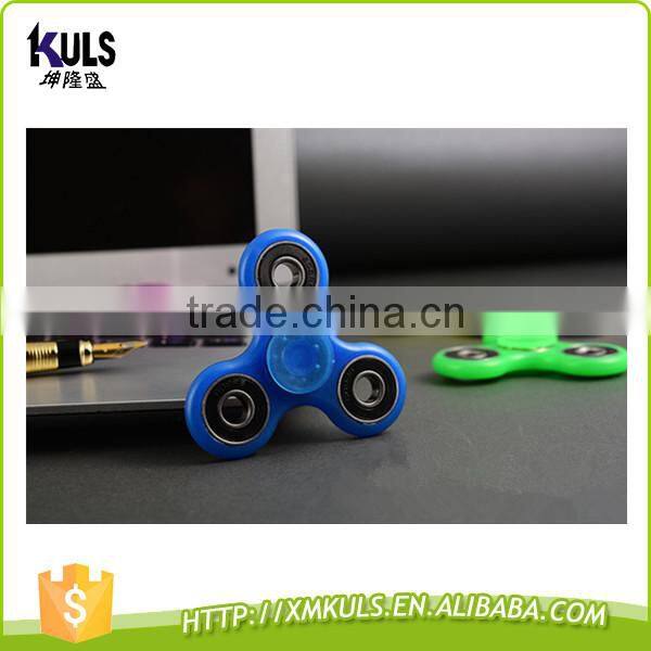 Wholesaler High Quality Top Sale Colorful Night lights Tri Hand Spinner/Fidget Spinner/EDC Hand Fidget Spinner Toy