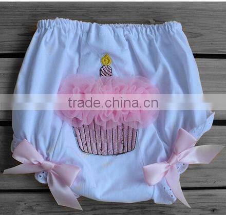 Hot sale high quality childrens boutique clothing baby girl short hot pants with cake candle kids lace bloomer