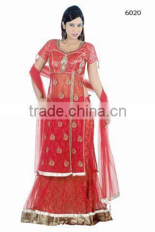 Designer Net Lehengas