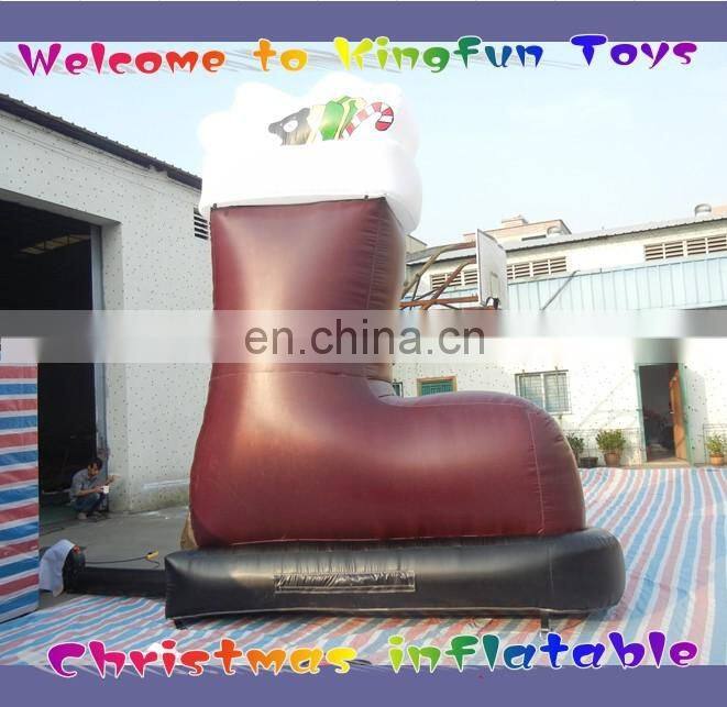 2015 inflatable Christmas house