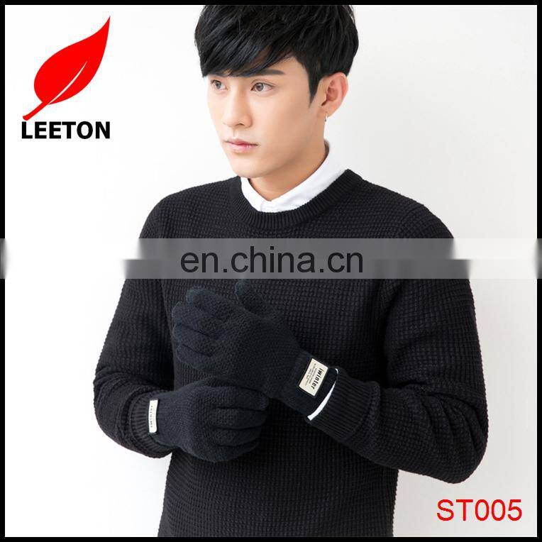 Factory supply fashion knitted smart finger touch winter glove for man