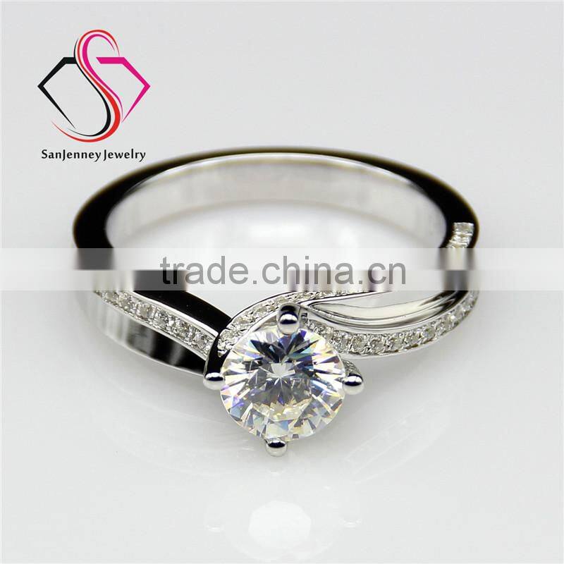 Round Brilliant Cut Esmedora Moissanite 1CT 6.5mm Center 14k 18k White Yellow Gold Diamond Engagement Ring