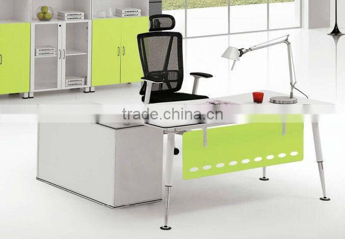 beauty salon receptin table