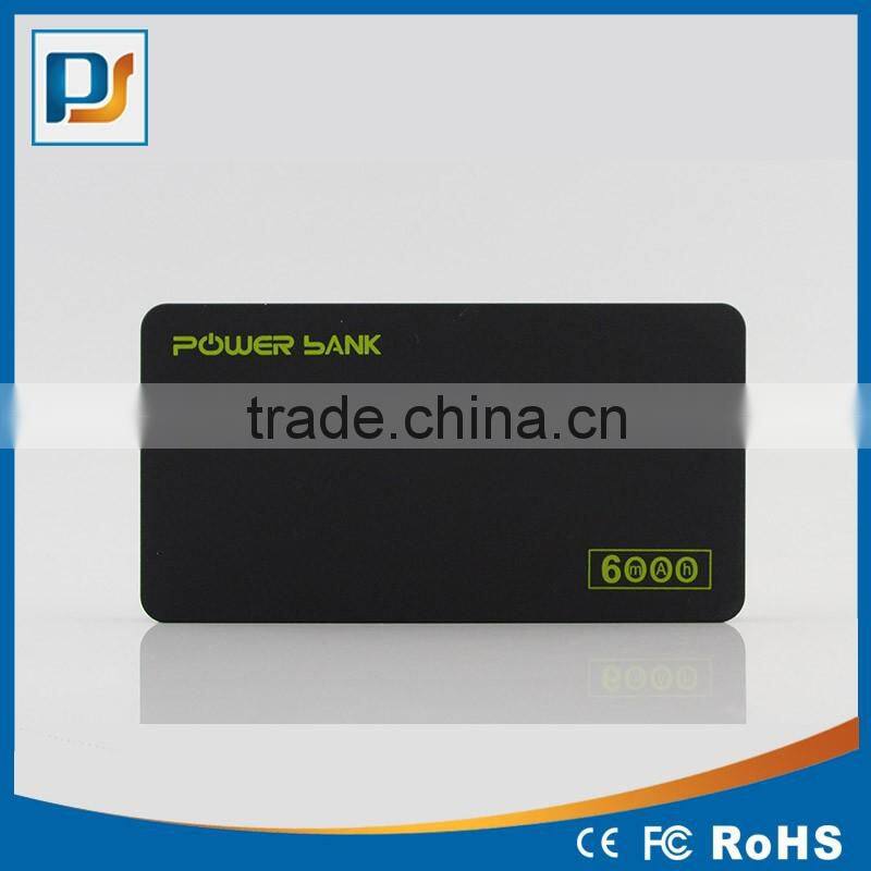 Stylish, lipstick-shaped, lightweight design fits easily into any pocket or bag 2600mAh Mini Portable Charger