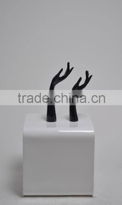mannequin hands plastic