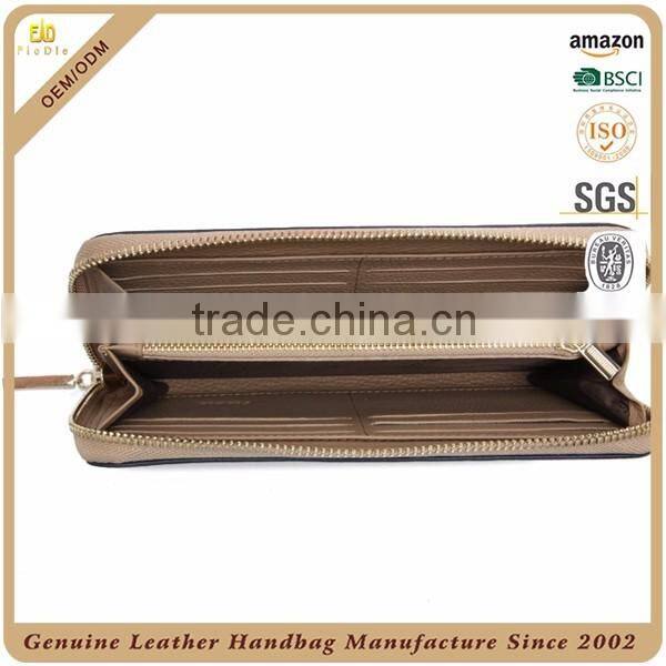 CW699D001 Genuine Leather Europe Casual Style Designer Laser Wallet