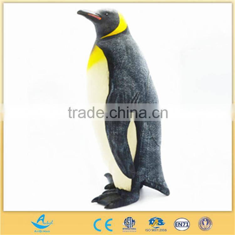 new toys plastic toy penguins Wholesale penguins Rotocasting Vinyl Toy Penguin
