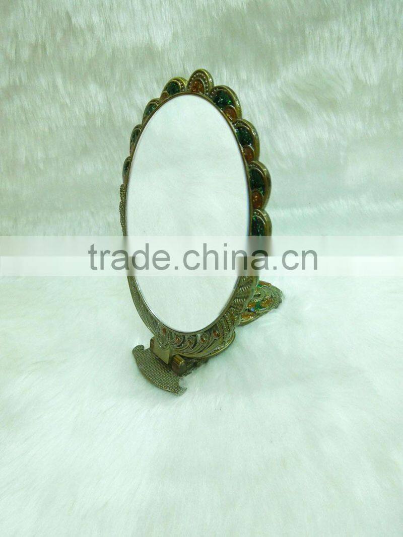 Vintage style bronze cosmetic pocket mirror